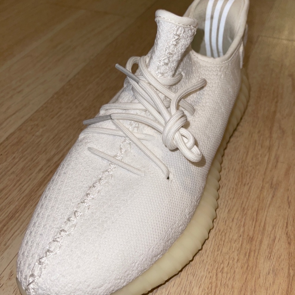Yeezy 350 v2 cream